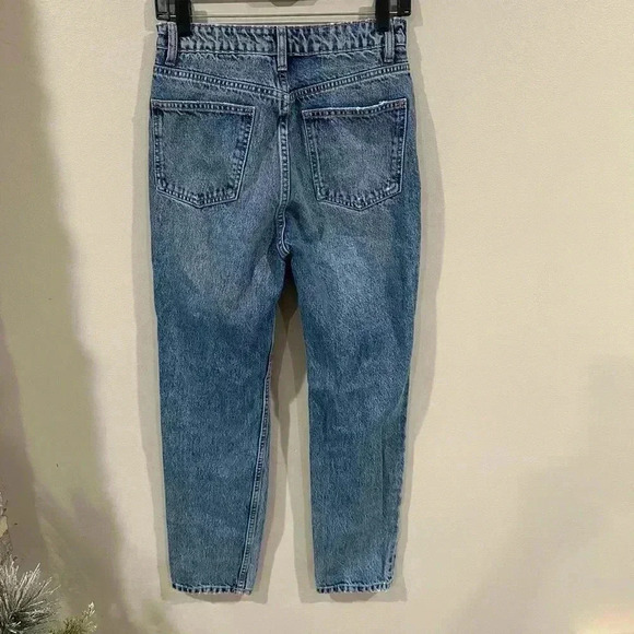 Women’s Zara Ripped Jeans Size 4 - Picture 5 of 9
